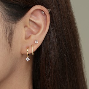 925 Sterling Silver Flower Zironia Earring Set 140100032