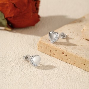 925 Sterling Silver Love Heart Pave Stud Earring Necklace Set 140200014 925 Sterling Silver Love Heart Pave Stud Earring Necklace Set 140200014