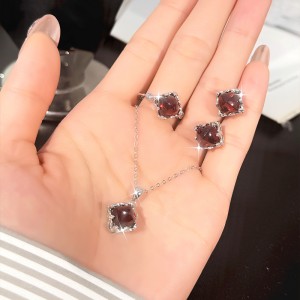 925 Sterling Silver Natural Garnet Jewelry Set 140300015